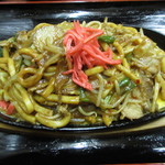 大安 - 料理写真:亀山みそ焼きうどん 750円　(2019.3)