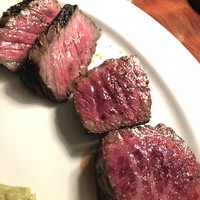 カルネジーオ イースト - 