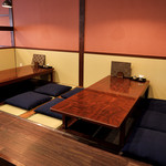 朝日屋 - ほりごたつ