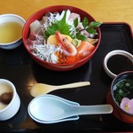 風の国 - 海鮮丼（1480円）