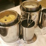 スイーツby軽井沢エレガンス - グラスアンティエーズ（ラムレーズンアイス）、ソルベヤウール（ヨーグルトのソルベ）