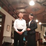 ヴィラ・デル・ソル - どさくさに紛れて、綺麗な接客の女性とツーショット(笑)