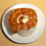 Nampou Pan - 山形食パンをくるくる丸めてバラのような形にし、その内側にシュガーマーガリンを巻き込んだ一品