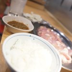 ホルモンと日本酒 ホルモン屋かねちゃん - ごはん
