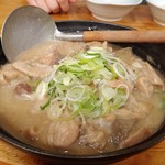 大衆ホルモン タツ屋 - モツ煮込み