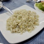 Nhà Hàng Hoàng Gia Sân Vườn - 