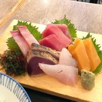 Hamayaki Kaisen Izakaya Daishou Suisan - 粋な刺身定食