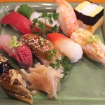 玄海鮨 - 梅にぎり＋２貫