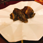 奴寿司 - 鮑・7時間に煮込んで天ぷらにしたもの