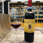 エノテカ  - 2015 ロッソ ディ モンタルチーノ/ビオンディ サンティ 遠景