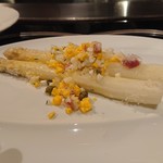 あざみ野うかい亭 - ホワイトアスパラガスのポッシェ