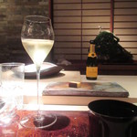 菊鮨 - 最後まで飲んでます…