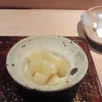 菊鮨 - ガリと指拭き