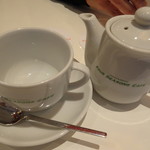 FOUR SEASONS CAFE - 紅茶