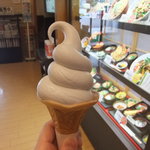 彩里 - じねんじょソフト250円