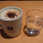 EXCELSIOR CAFFE - カプチーノ￥340-