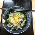 愛南 市場食堂 - ふかうら真鯛のごまだれ丼