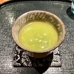 東山 吉寿 - 白魚と薄い豆の羽二重蒸し