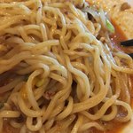 中国料理 幸福 - 底から出した麺