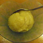 串かんざし 久 - 干し葡萄、林檎、柚子、キウイ、マスカットを使ったアイス