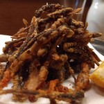 どぜうお清 - どぜう唐揚げな。興奮しすぎてｱｯﾌﾟにし過ぎ。