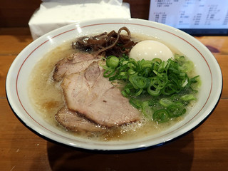 豚骨ラーメン 壱流 - 豚骨ラーメン