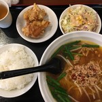 風味定食屋 - 