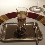 レ セゾン - ムース状のもの、アミューズ・ブーシュ