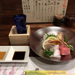 旬菜処 小梅 - 刺身の盛り合わせ〜
      