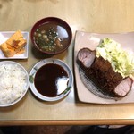 仙豆 - ヘレかつ定食 1080円(税込)