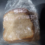 パンスケープ - 石臼挽き自家製全粒粉パン　全粒粉100％の香ばしいパンミャ