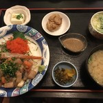 居酒屋 ○○家 - 海鮮丼＝１０００円 税込