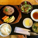 風樹 - 佐賀牛ハンバーグ(肥前さくらポークと富士町産米入り)定食/1,350円