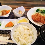 신 - お代わり有りの豆ごはん