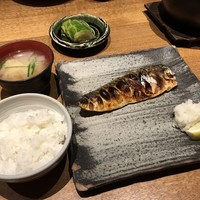 魚匠 銀平 道頓堀店 - 焼魚定食（1,080円）