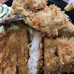 とんかつ丸正 - とんかつ定食＋アジフライ1尾