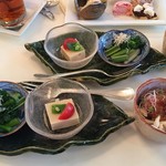 cafe West53rd - サイドディッシュは3品  蒸し鶏サラダ仕立て ねぎソース
春野菜のおひたし  胡麻豆腐  旨出汁 山椒