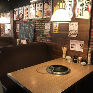 鶏焼きと餃子 チュンチュン亭_2