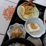 はかたや中村鮮魚店 - フライは揚げたて