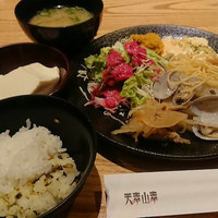 黒毛和牛専門 天の幸山の幸 淀屋橋店  - 