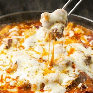 大人気のチーズタッカルビ