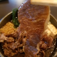 荒井屋 本店 - 柔らかくて大きい仙台牛