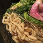 饗 くろ喜 - モチモチ太ちぢれ麺