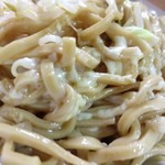 麺処 マゼル - MAZEるとチーズ出てくる。