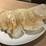 餃子酒場 さんくみ - 焼き餃子