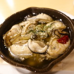 YAICHIRO - 坂越の生カキアヒージョ