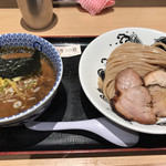 松戸富田麺業 - 濃厚つけ麺(880円)