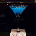 バー アトリウムギンザ - ブルーラグーン。人生で初めていただいた、青いカクテルはコレでした
