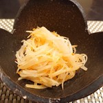 禅紫 - はりはりのトビコ和え