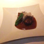 黄鶴 - ２０１７温色健美ランチ　２１００円（税込）ドラゴンフルーツ入り黒酢の酢豚　ミルフィーユ仕立て【２０１７年２月】